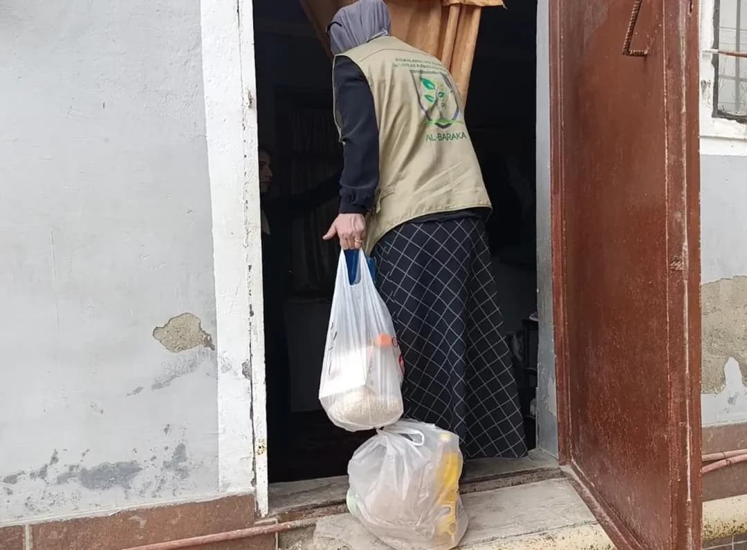 Hər döyülən qapı bir ümiddir!